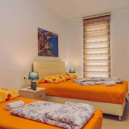 Apartments Krstovic Сутоморе Экстерьер фото